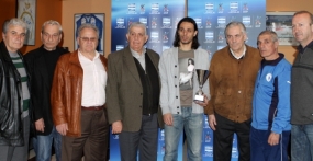 Βράβευση Στέλιου Σφακιανάκη MVP ΟΠΑΠ 27ης αγωνιστικής2
