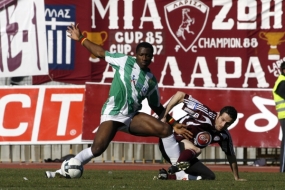 LARISSA VS PANTHRAKIKOS 01