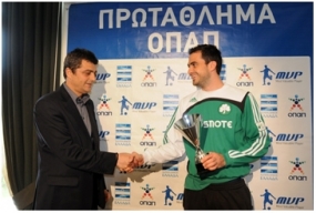 Βράβευση MVP ΟΠΑΠ - Best Goal OΠΑΠ 21ης αγωνιστικής - Δηλώσεις Λουκά Βύντρα - Μανώλη Παπαστεριανού1