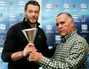 Βράβευση Αλέξανδρου Τζόρβα MVP 21ης αγωνιστικής & Σωτήρη Νίνη Best Goal ΟΠΑΠ 21ης αγωνιστικής4