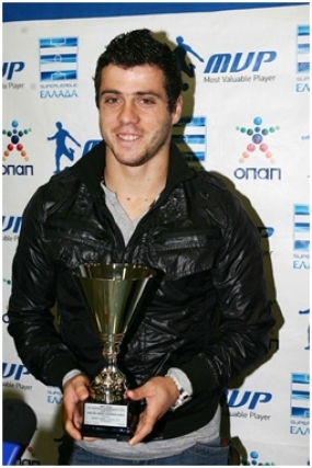 Βράβευση Αντελίνο Βιεϊρίνια MVP ΟΠΑΠ 24ης αγωνιστικής1